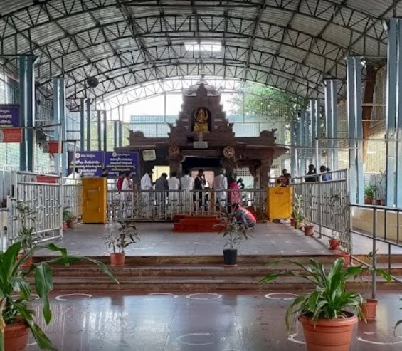 Shakshi Ganapati Temple, Kurnool, Andhra Pradesh - Vushii.com Shakshi Ganapati Temple, Kurnool, Andhra Pradesh - Vushii.com